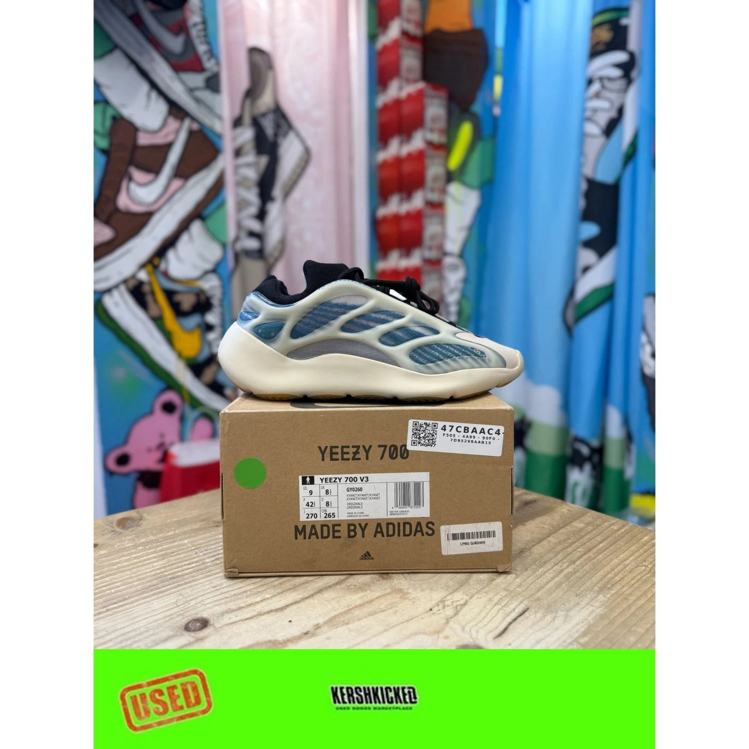 Yeezy Boost 700 V3 Arzareth UK8.5