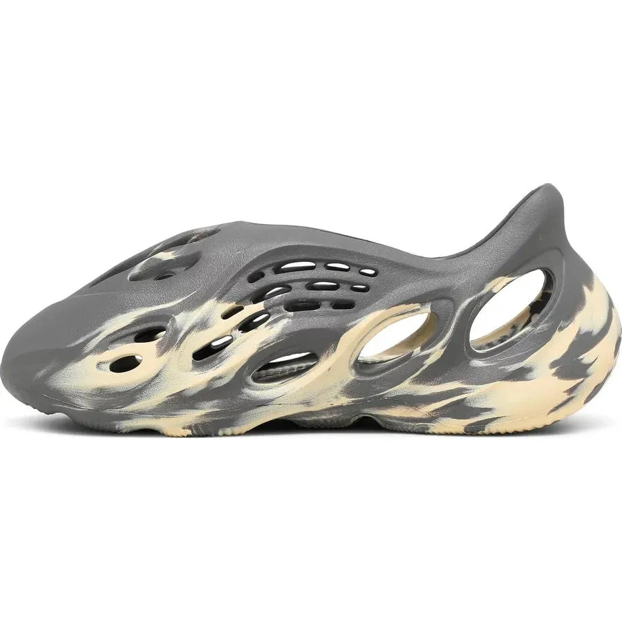 Adidas Yeezy Foam RNR MXT Moon Gray - Image 2