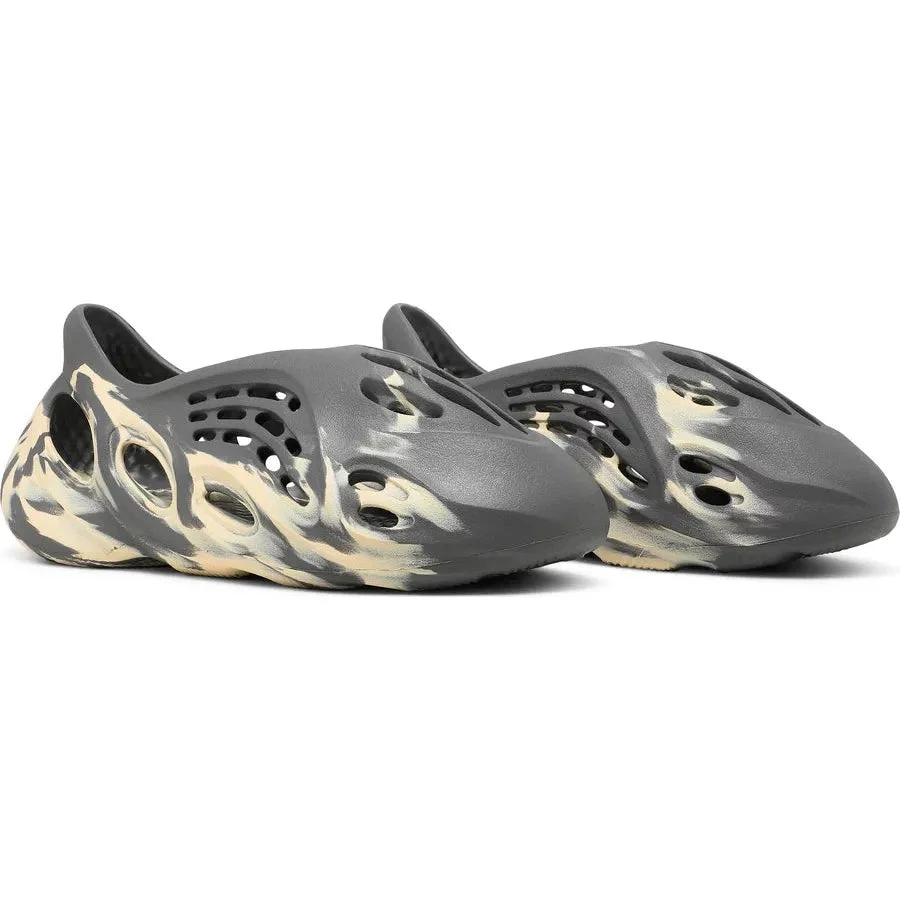 Adidas Yeezy Foam RNR MXT Moon Gray - Image 4