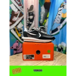 Nike Sacai LDWaffle Black White UK9.5