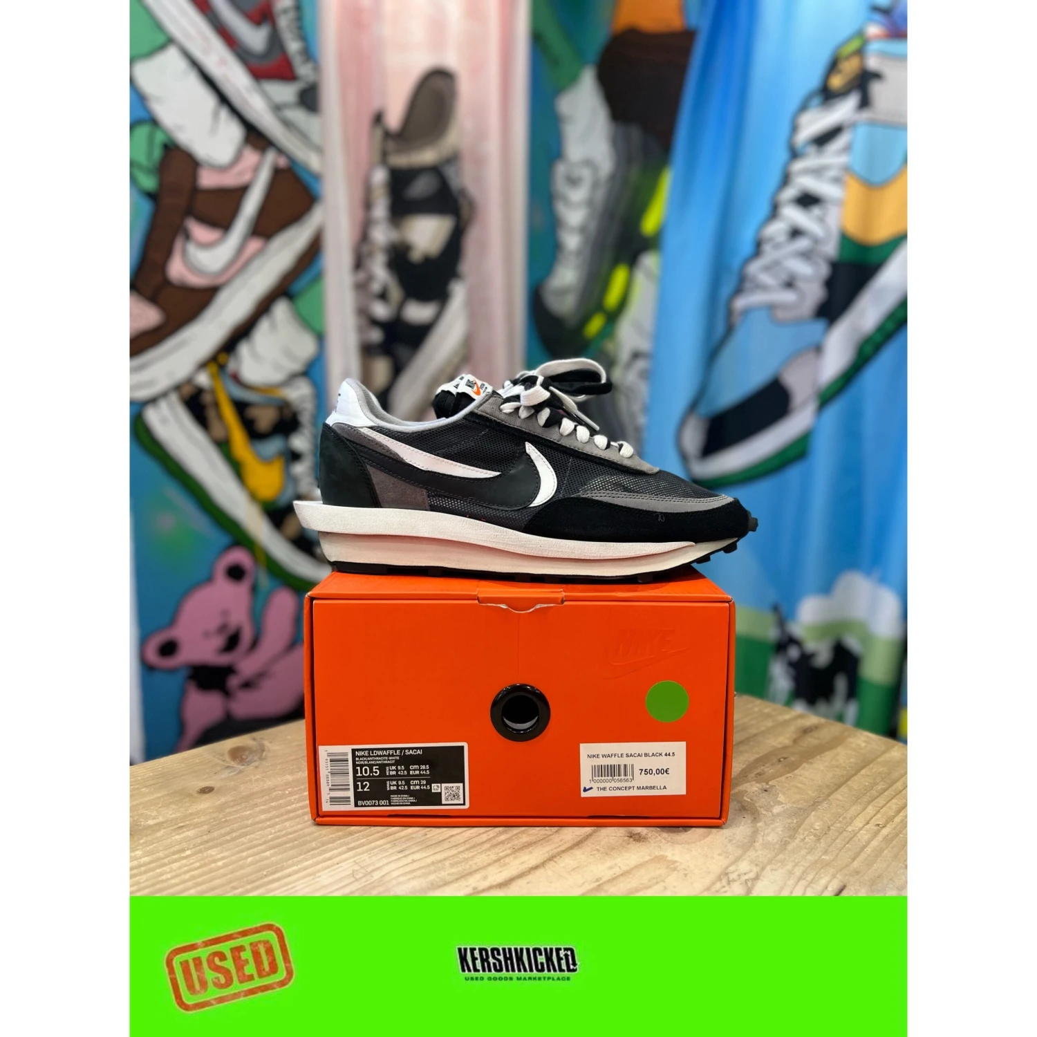 Nike Sacai LDWaffle Black White UK9.5