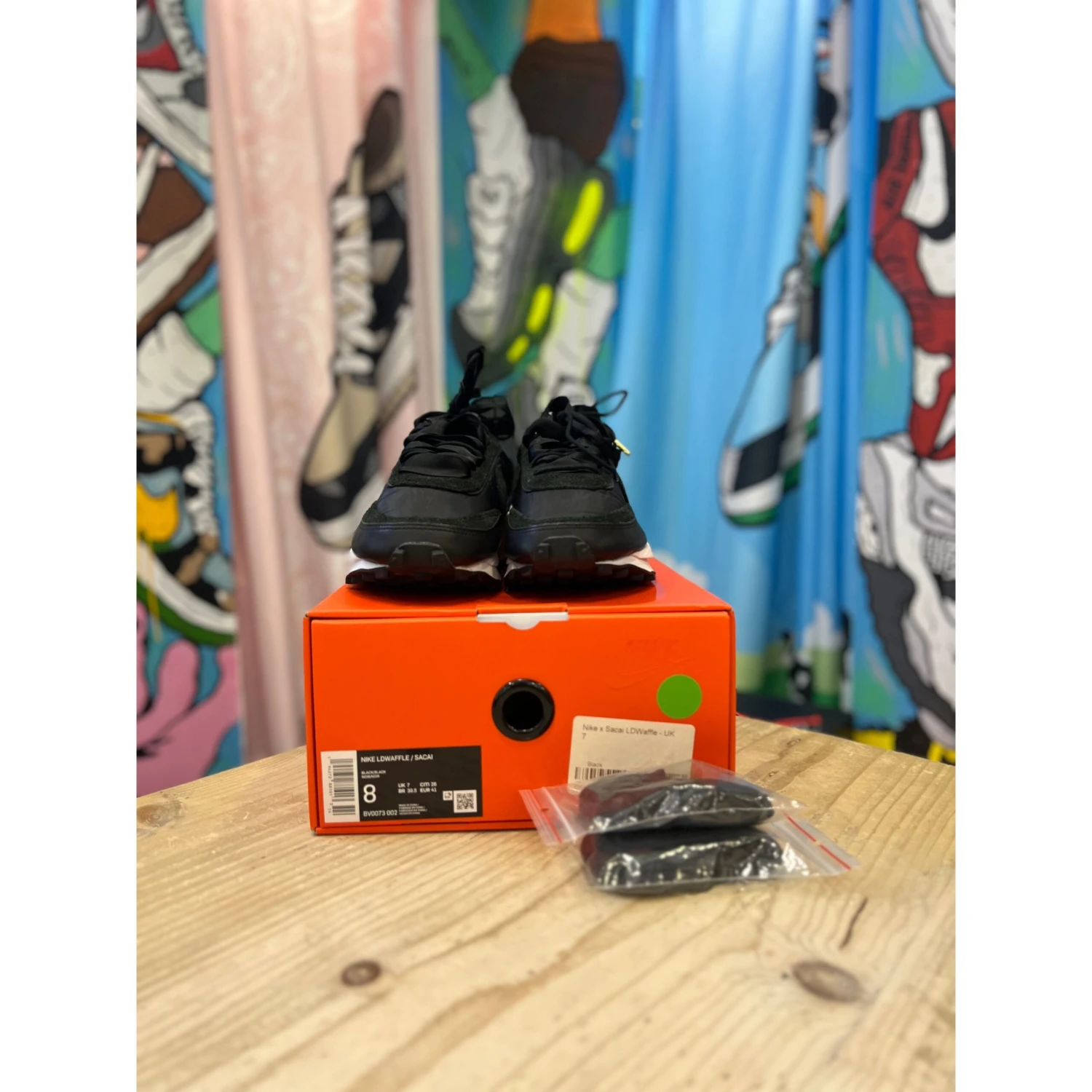 Nike Sacai LDWaffle Black UK7 - Image 2