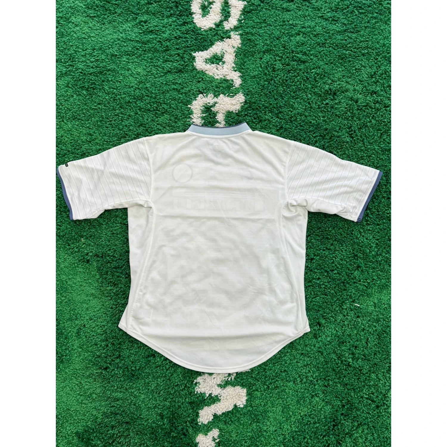 Inter Milan Away Shirt 2000-2001 L - Image 2