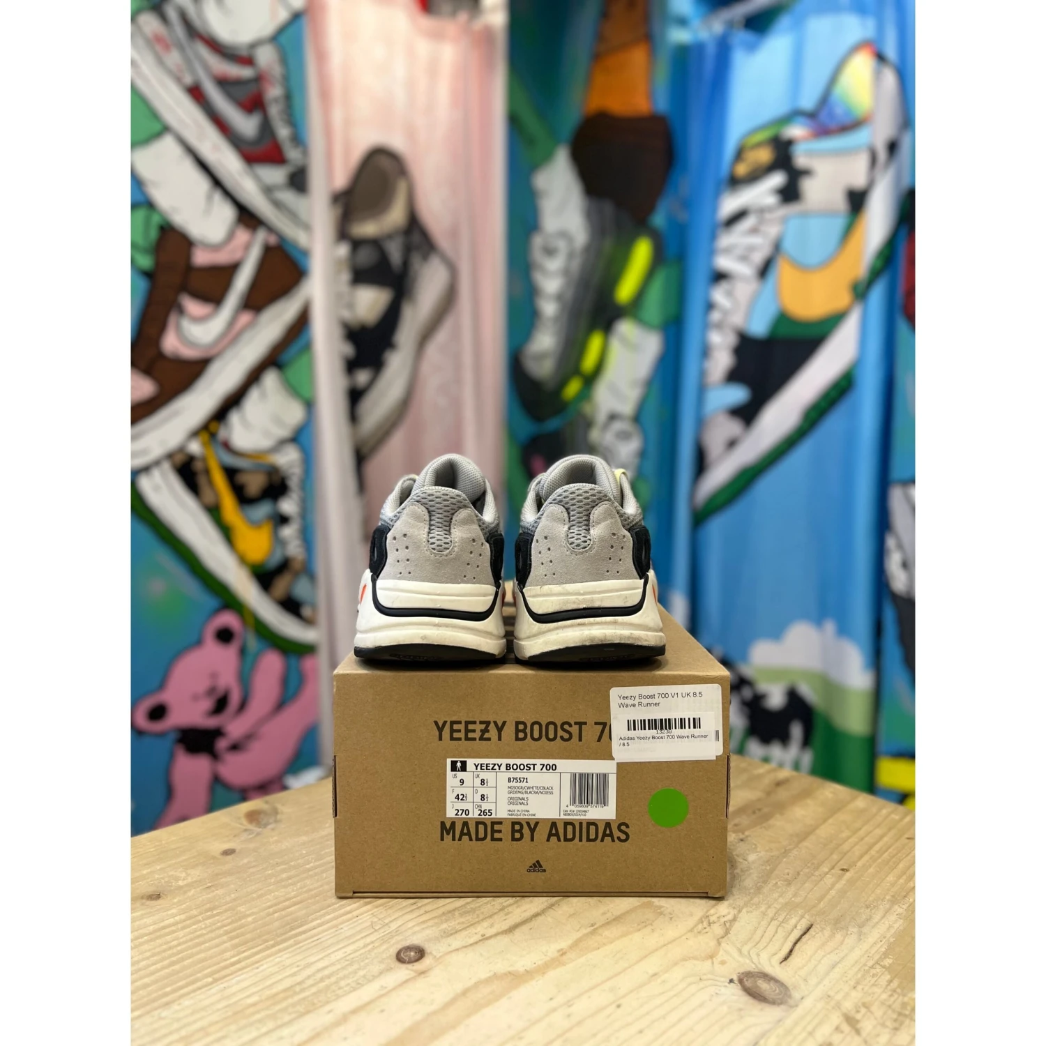 Yeezy 700 Waverunner UK 8.5 - Image 4