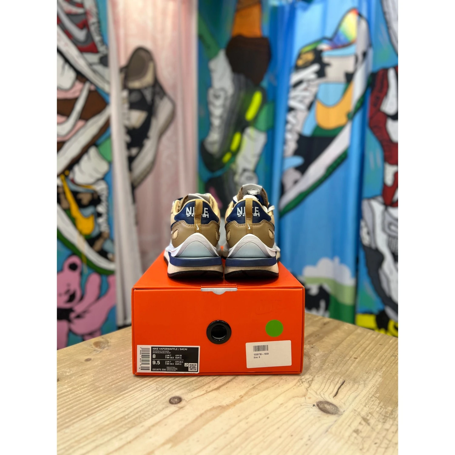 Nike Sacai Vapourwaffle Sesame UK7 - Image 4