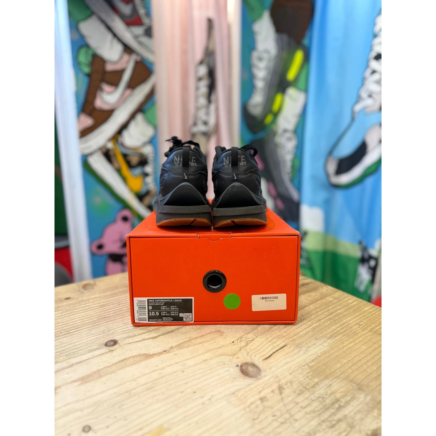 Nike Sacai Vapourwaffle Black Gum UK8 - Image 4
