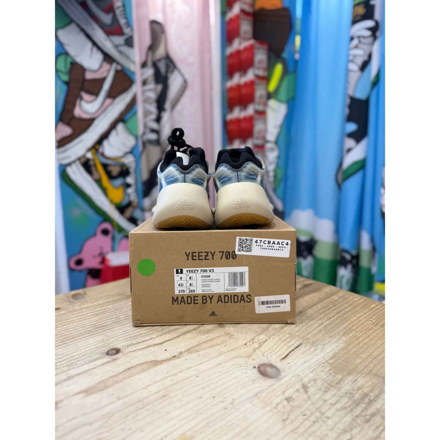 Yeezy Boost 700 V3 Arzareth UK8.5 - Image 4