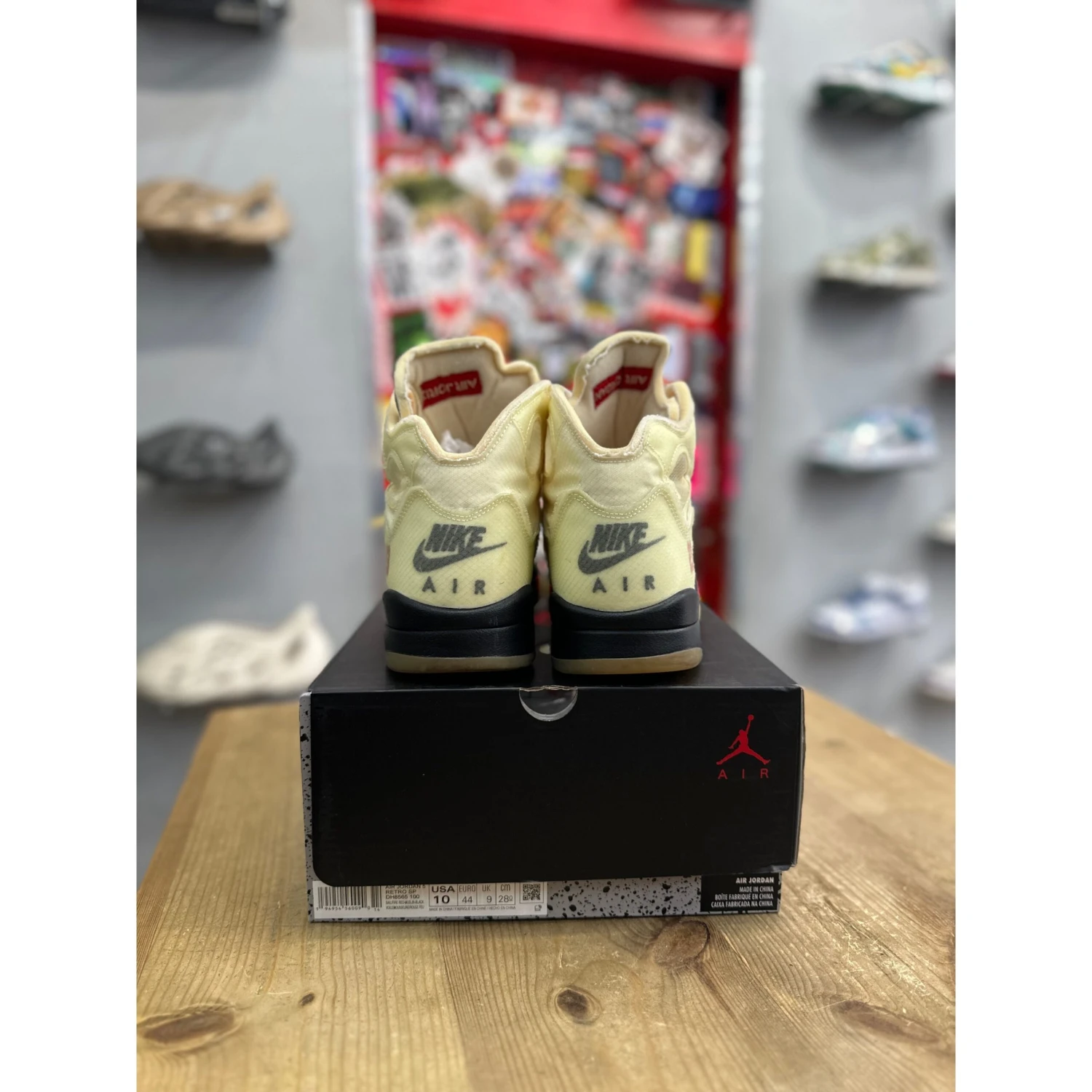 Jordan 5 Retro Off-White Sail UK 9 - Image 3