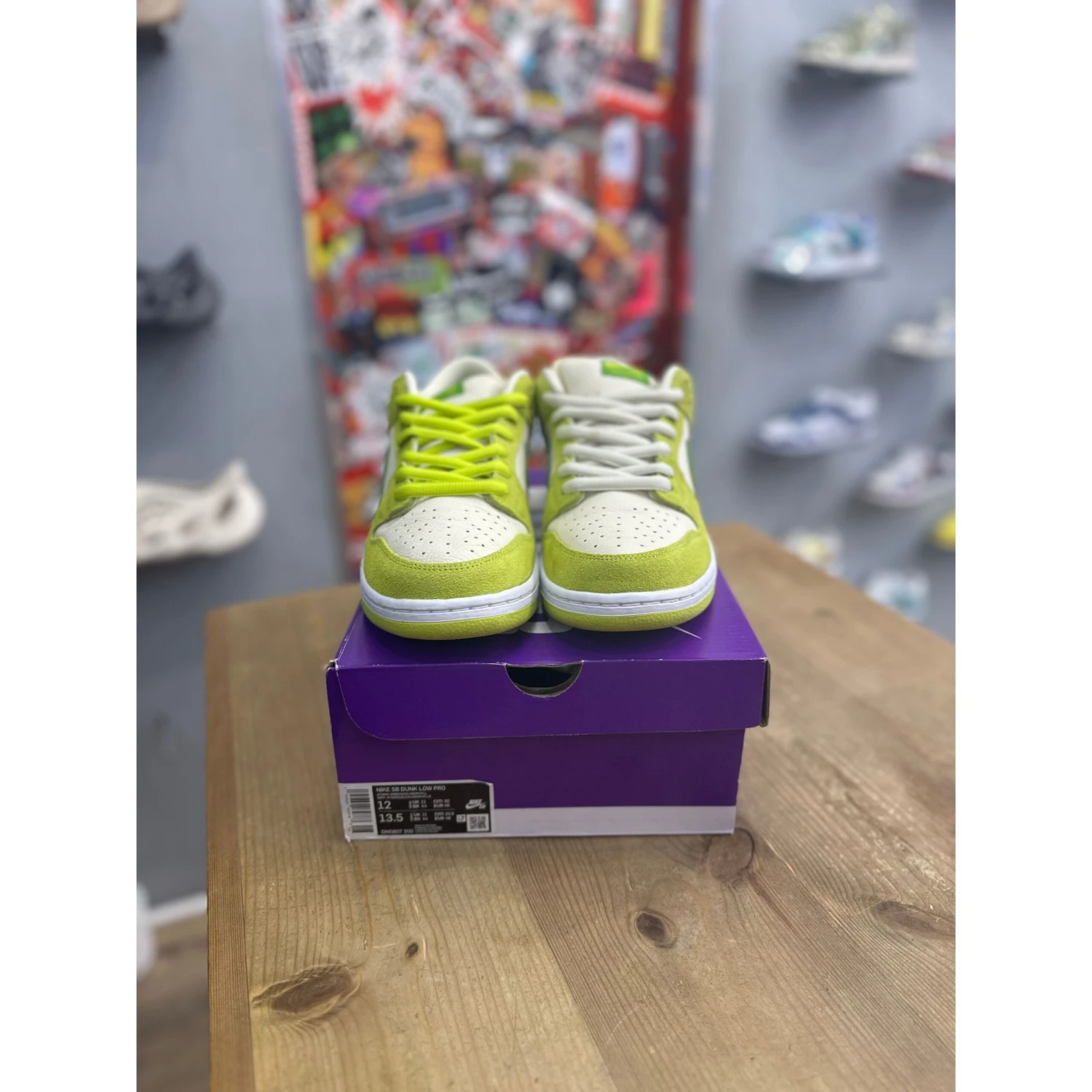 Nike SB Dunk Low Green Apple UK 11 - Image 2