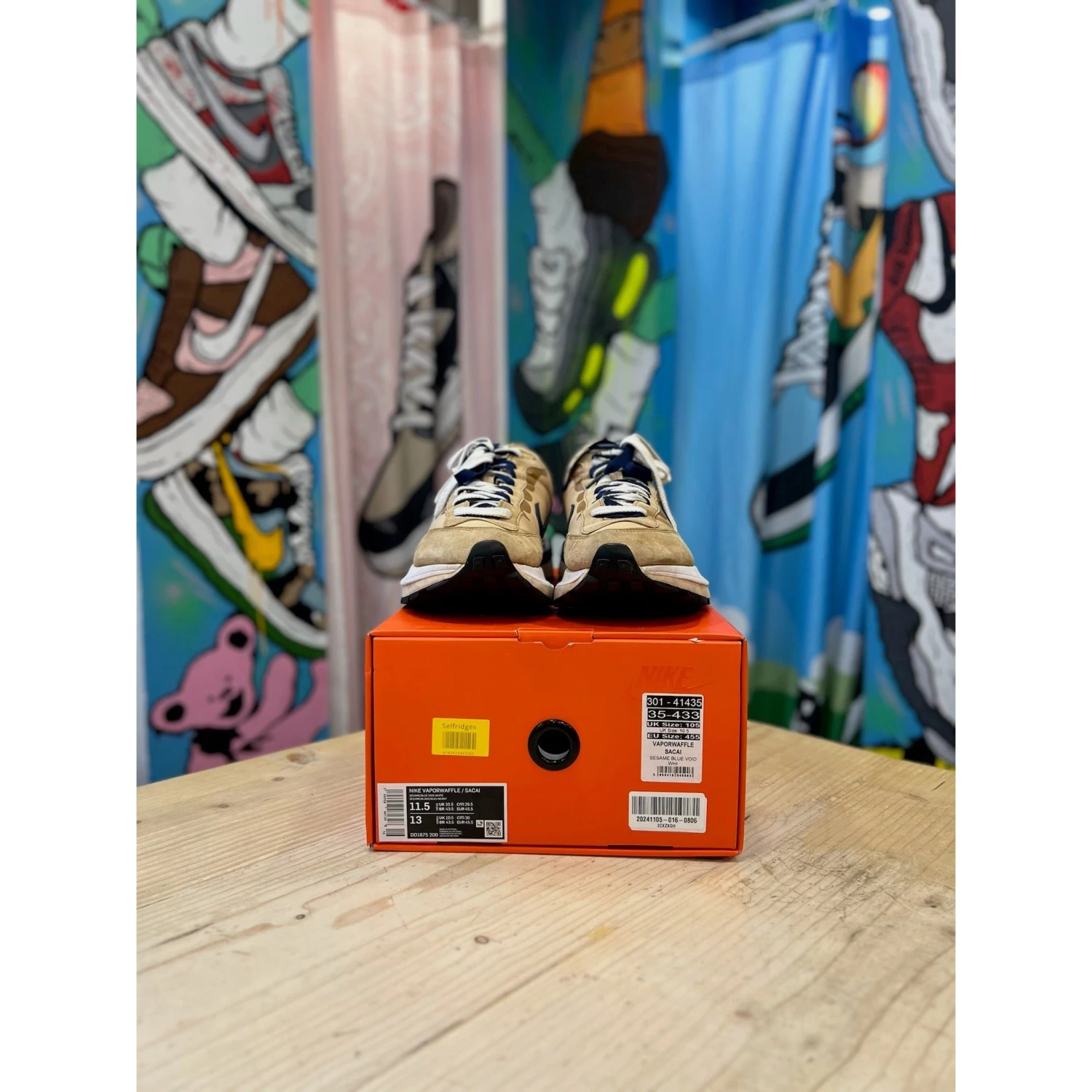 Nike Sacai Vaporwaffle Sesame UK 10.5 - Image 3