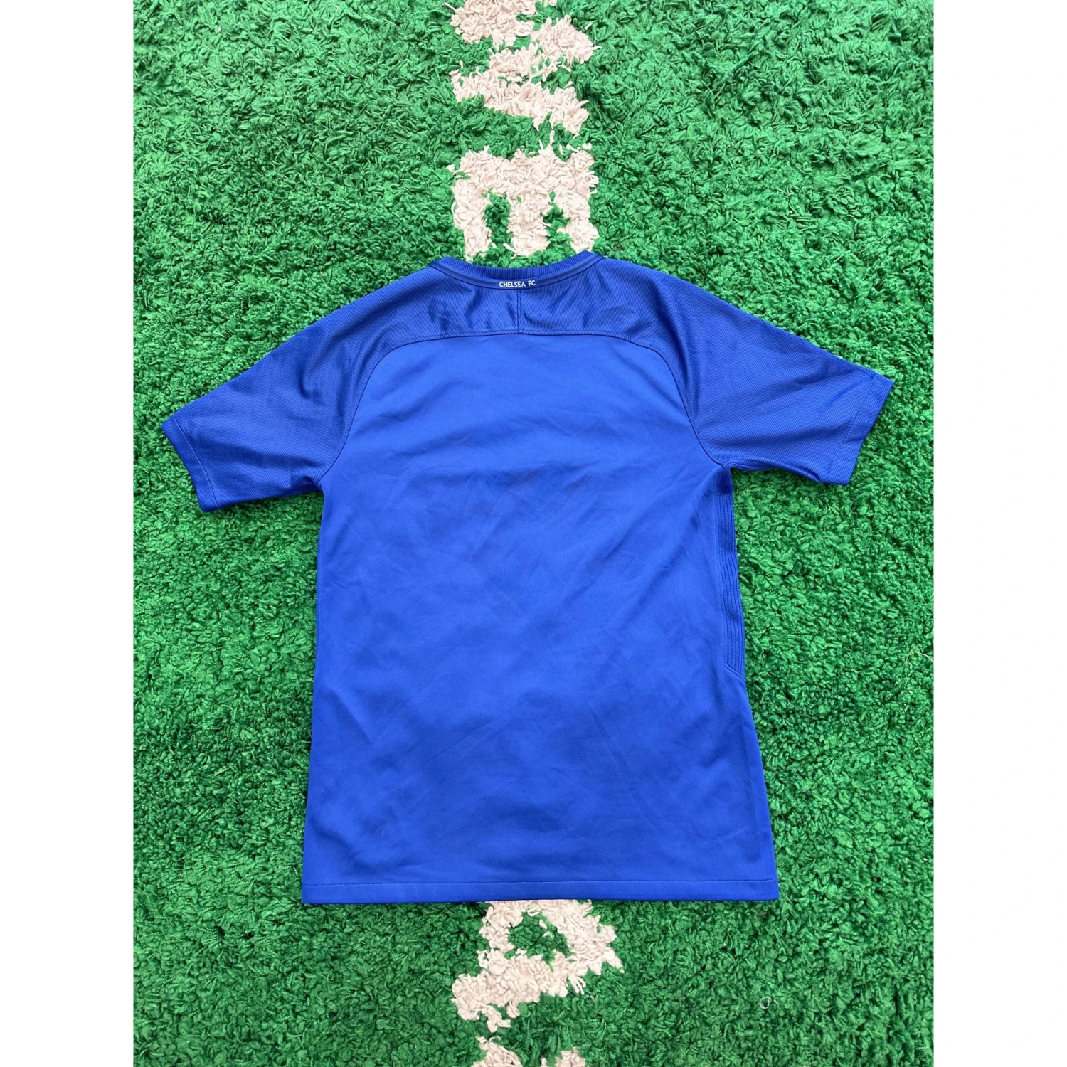 Chelsea 2017-18 Home Shirt S 8/10 - Image 2