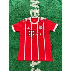 Bayern Munich 2017/18 Home Shirt M