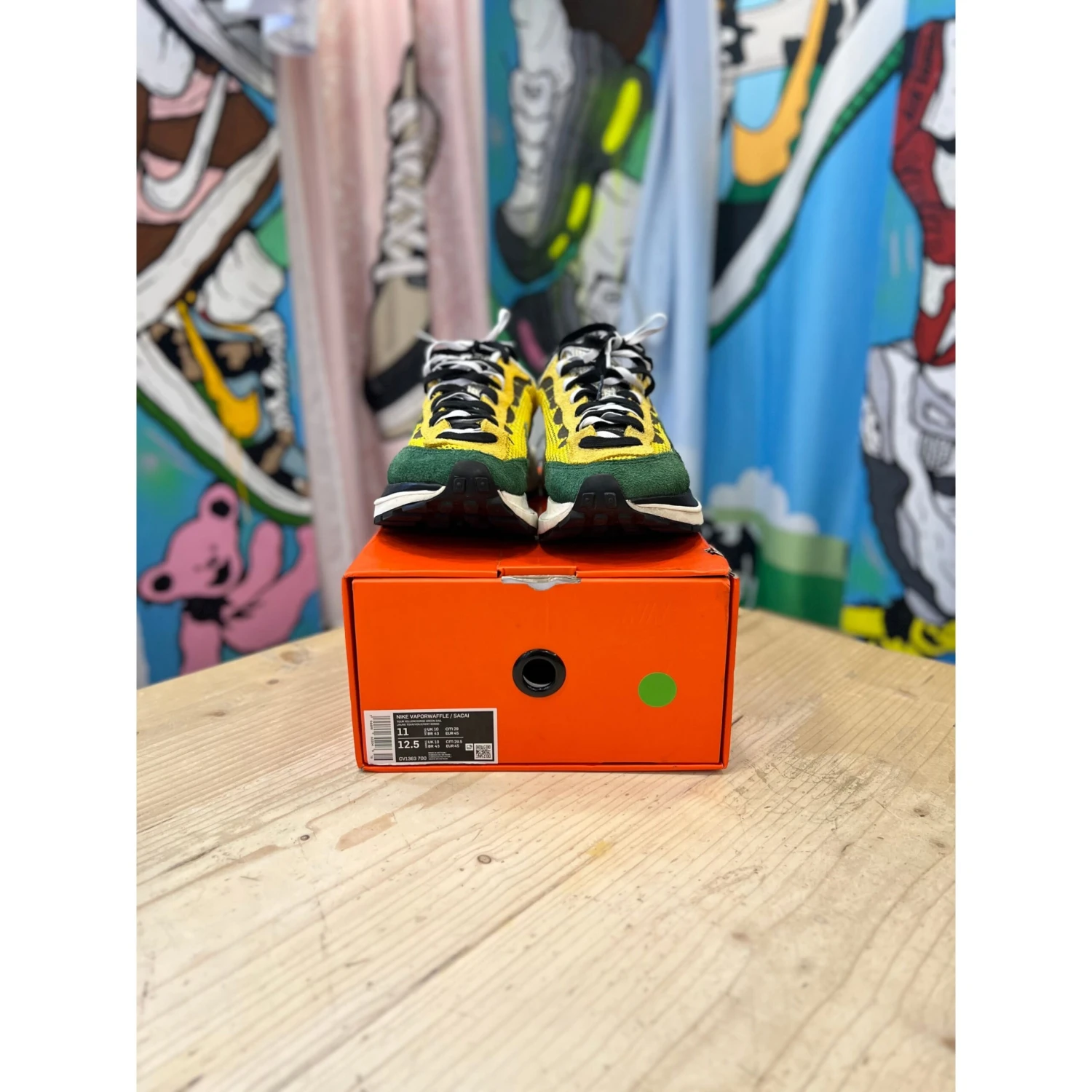 Nike Sacai Vaporwaffle Tour Yellow UK10 - Image 2