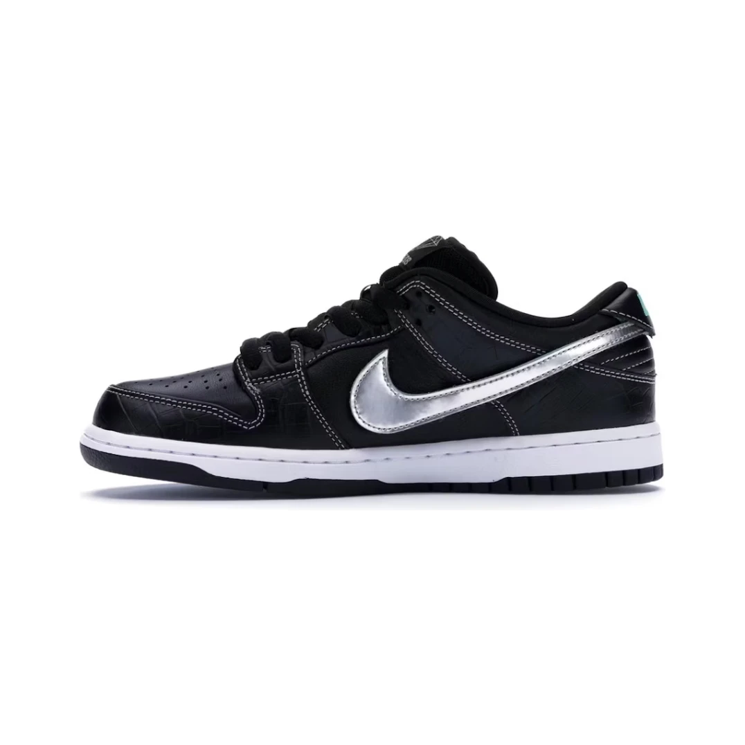 Nike SB Dunk Low Diamond Supply Co. Black Diamond - Image 3