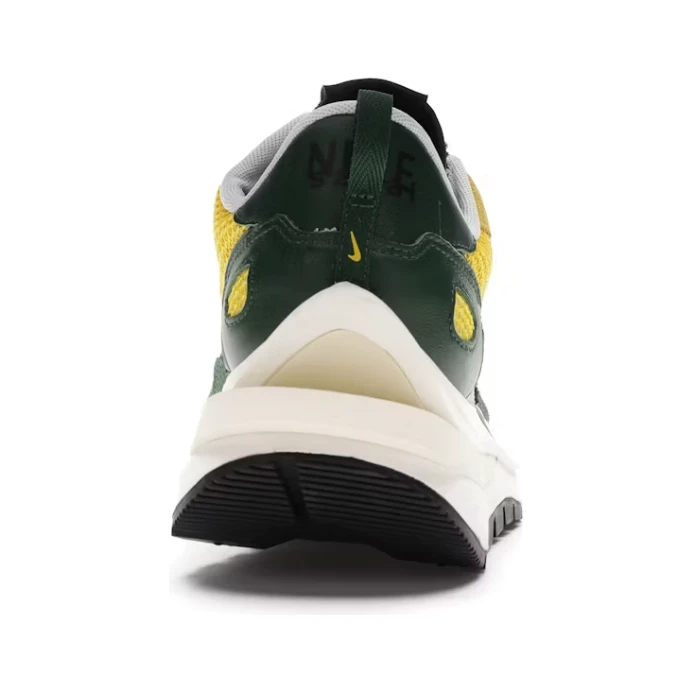 Nike Vaporwaffle Sacai Tour Yellow Stadium Green - Image 4