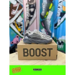 Adidas Yeezy Boost 700 V2 Tephra UK 4 / UK 4