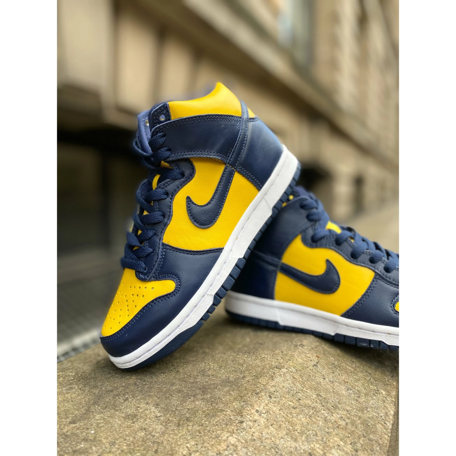 Nike Dunk High Michigan (2020) - Image 2