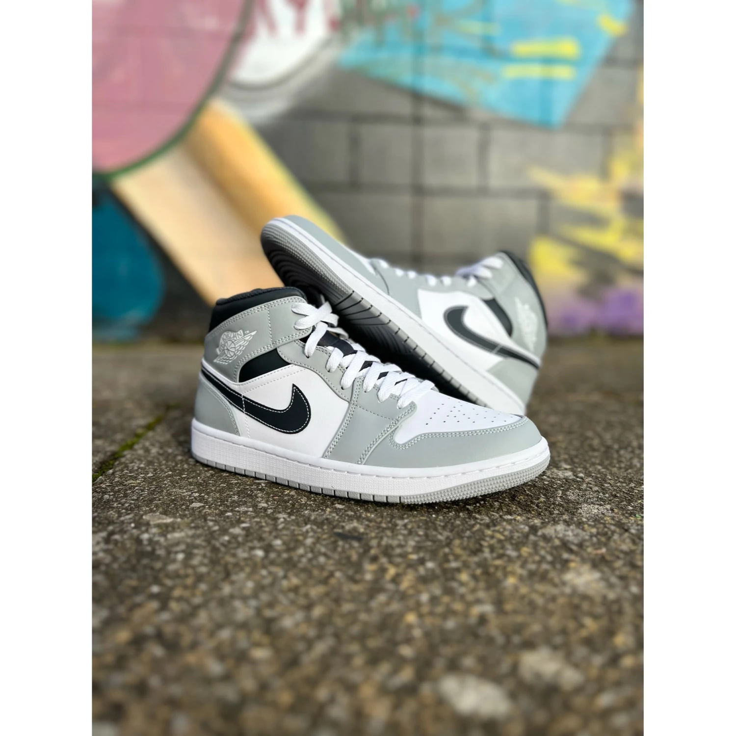 Jordan 1 Mid Light Smoke Grey Anthracite (GS) - Image 5