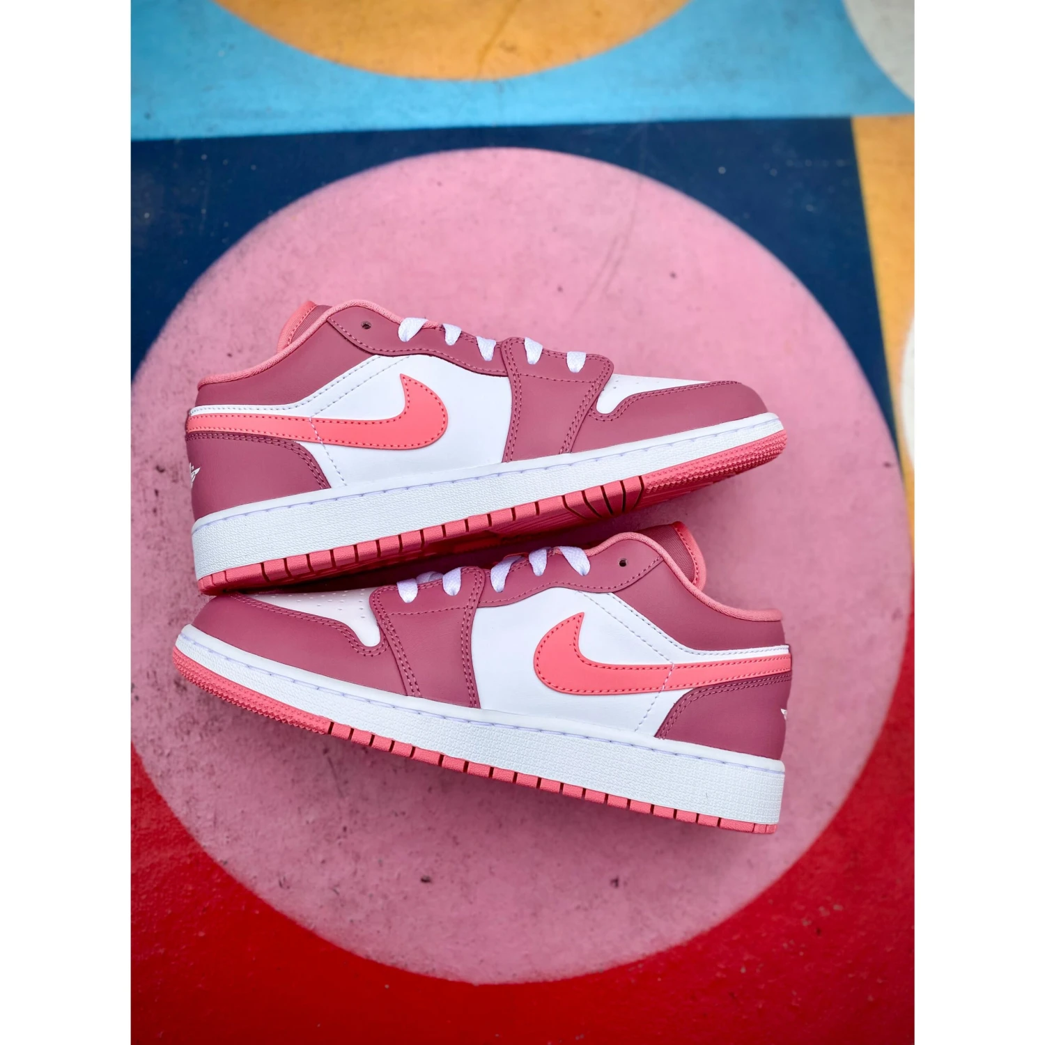 Jordan 1 Low Desert Berry (GS) - Image 5